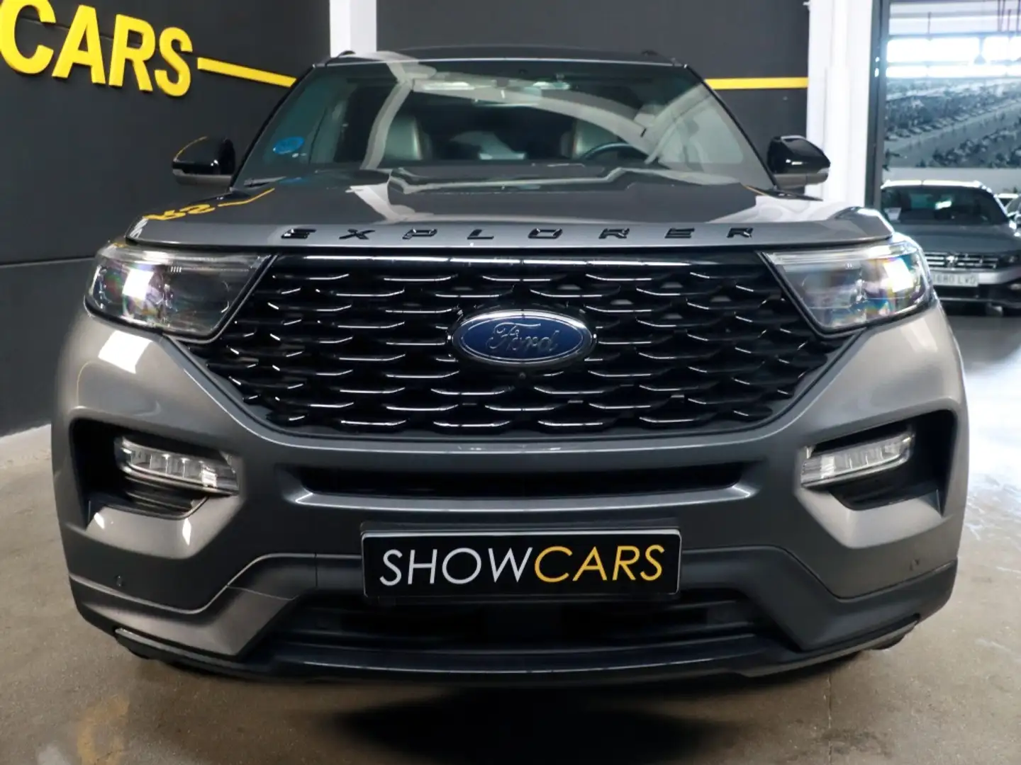 Ford Explorer 3.0 PHEV ST-Line AWD 450 Gris - 2
