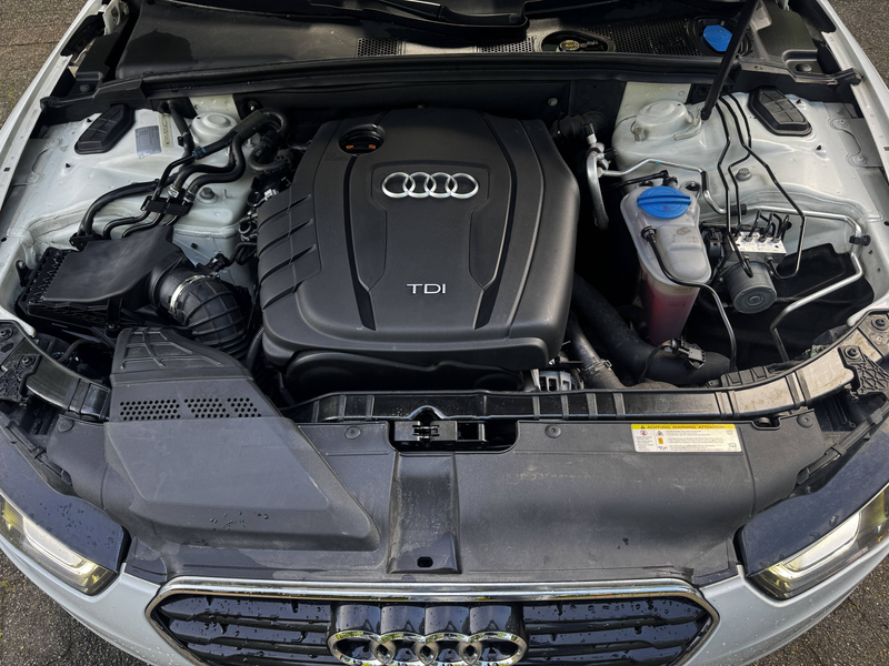 Audi A5 A5 Cabriolet 2.0 TDi 2.0 TDi RARE EN S LINE SIEGES CHAUFFANTS JA 18 S LINE FACELIFT 2012 — photo 11