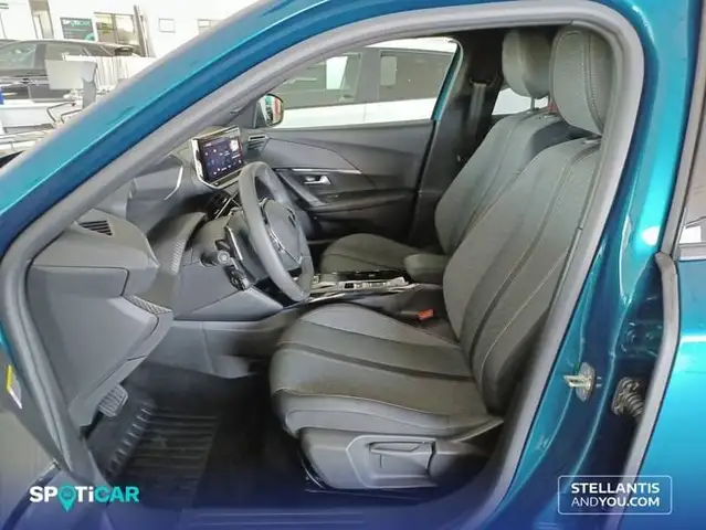 Peugeot 2008 view 9