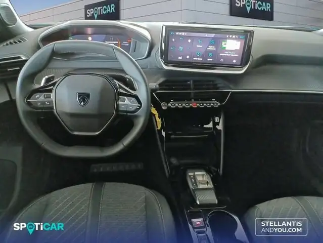 Peugeot 2008 view 8