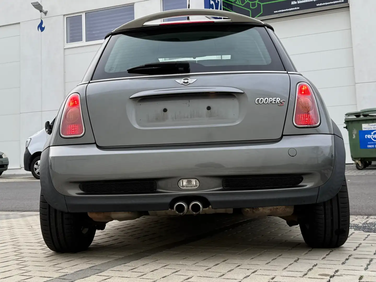 MINI Cooper S ✅MODÈLE R53S + GARANTIE 1AN +TOIT PANNO✅ Gris - 2