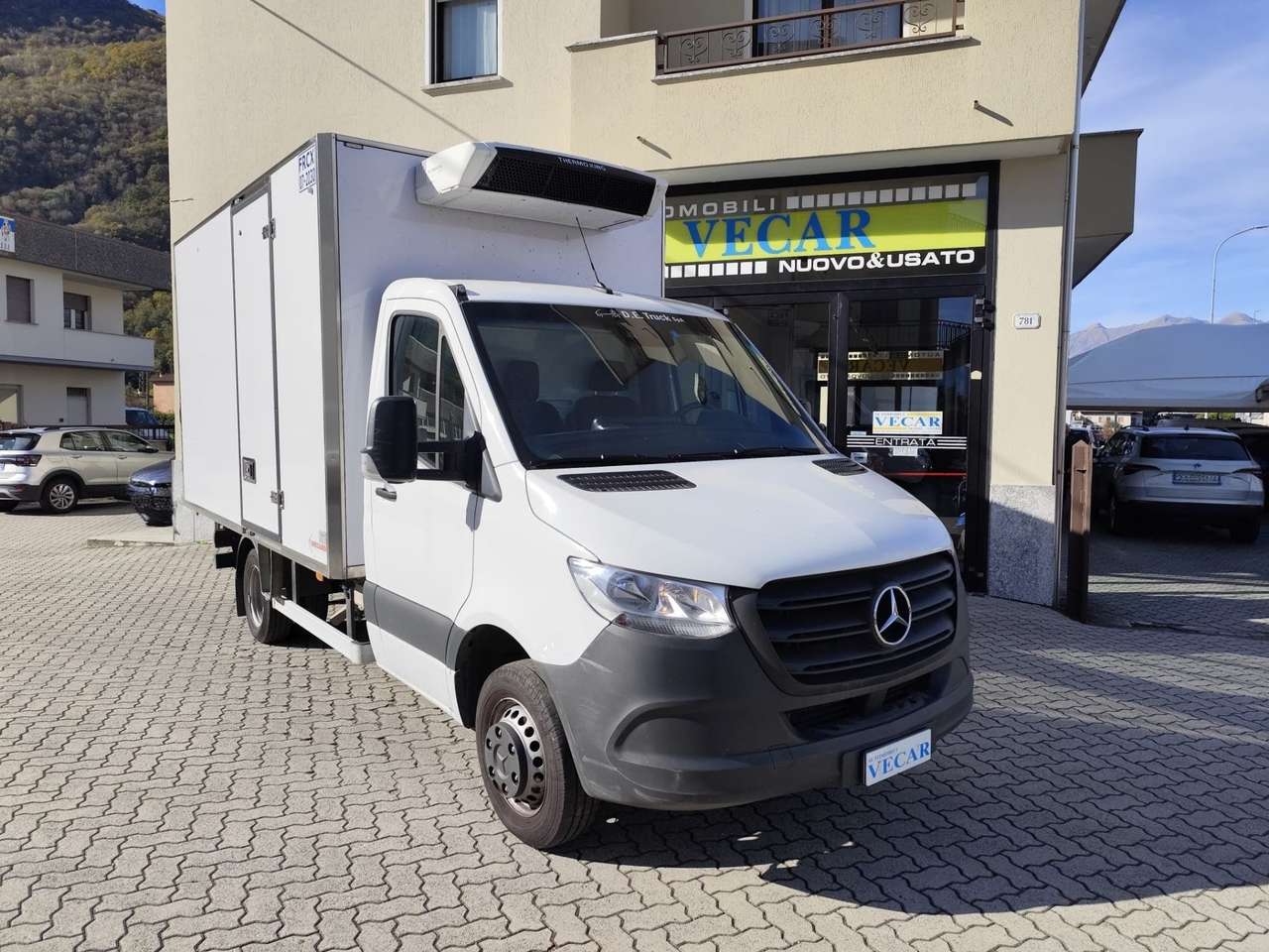 Mercedes-Benz Sprinter 417 CDI T 37/35  cella isotermica * 2 UNITA\' *