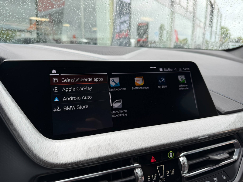 BMW 118 M PACK / MAT GRIJS / PANO / SFEERVERLICHTING / CARPLAY / ZETELVERWARMING / — photo 27