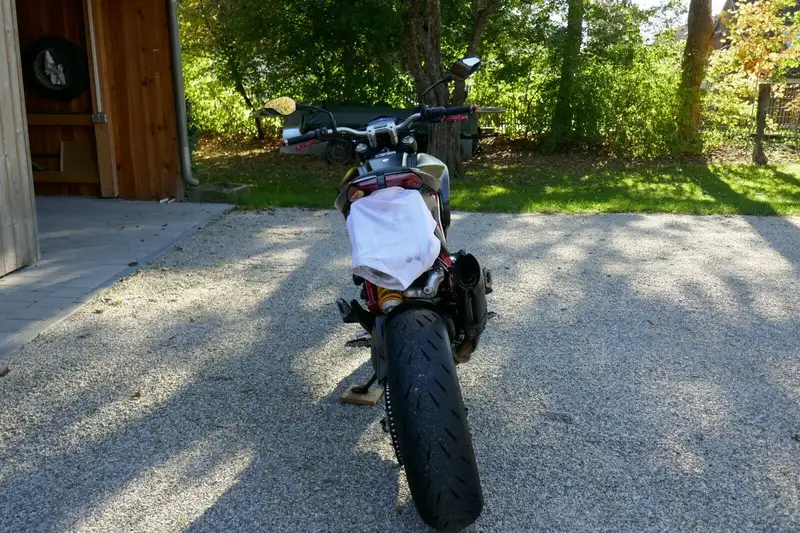 Ducati Hypermotard 821 - foto 4