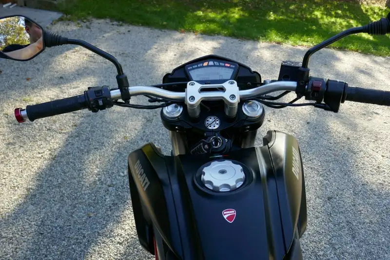 Ducati Hypermotard 821 - foto 5