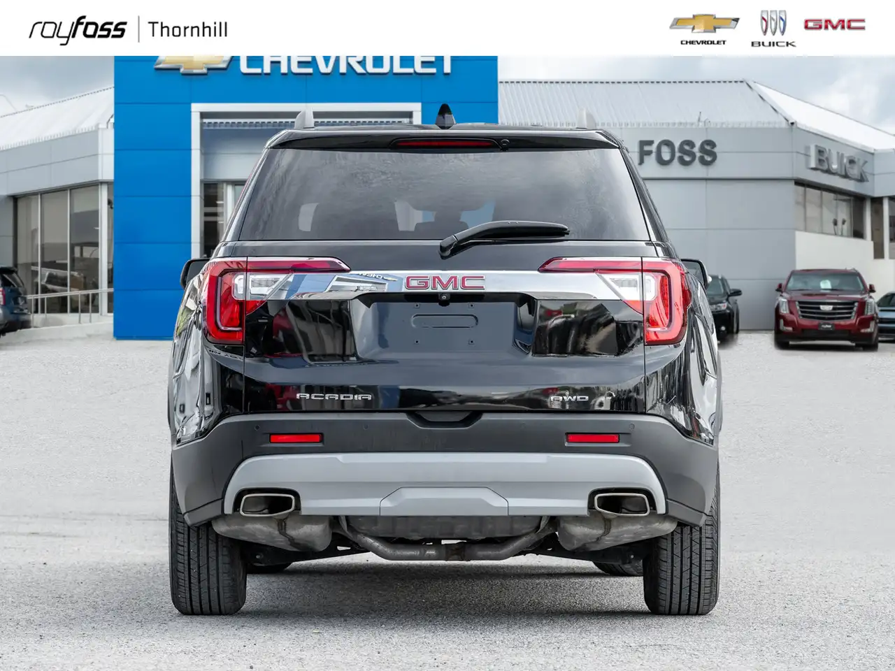 GMC Acadia снимка GMC Acadia