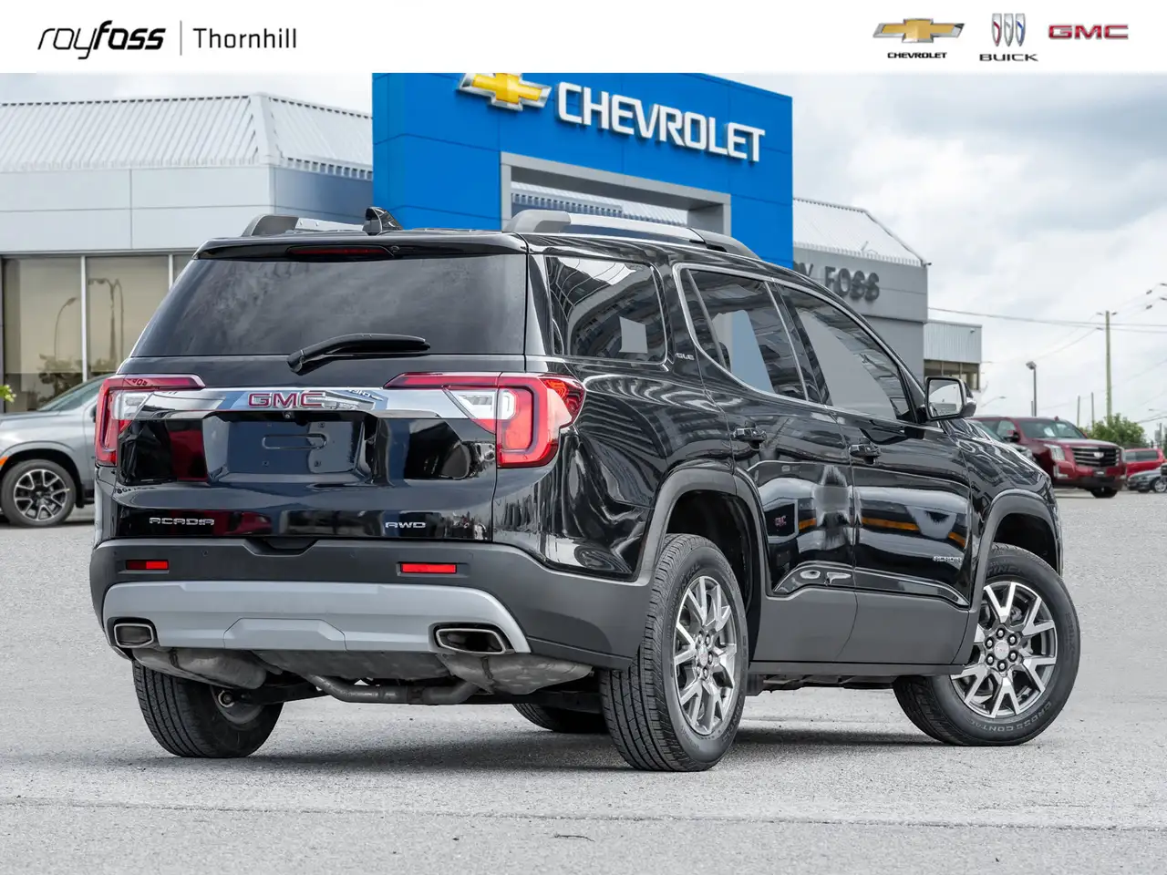 GMC Acadia снимка GMC Acadia