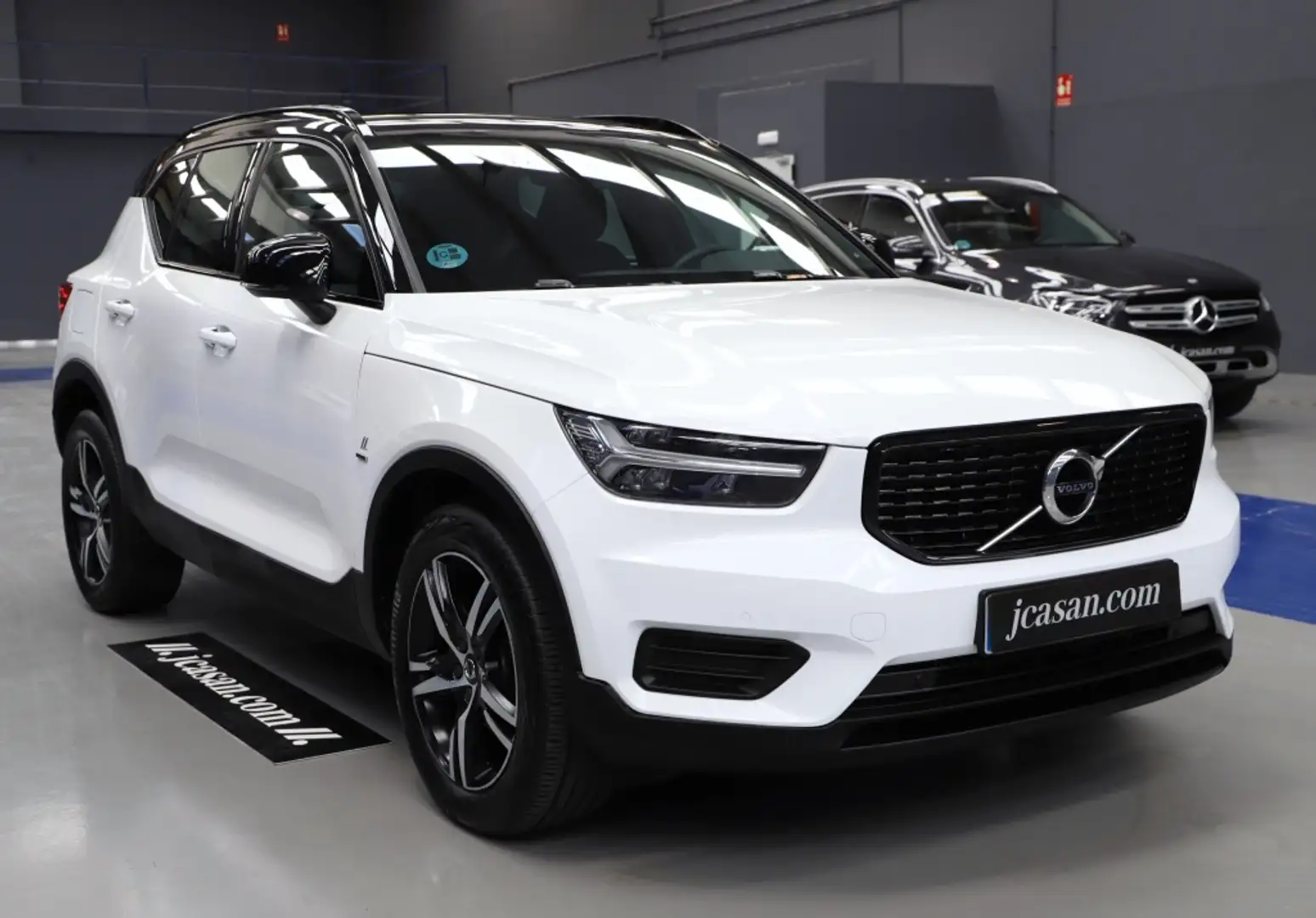 Volvo XC40 T2 R-Design Blanco - 2