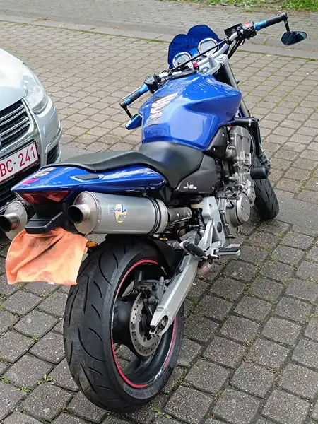 Honda Hornet - foto 3
