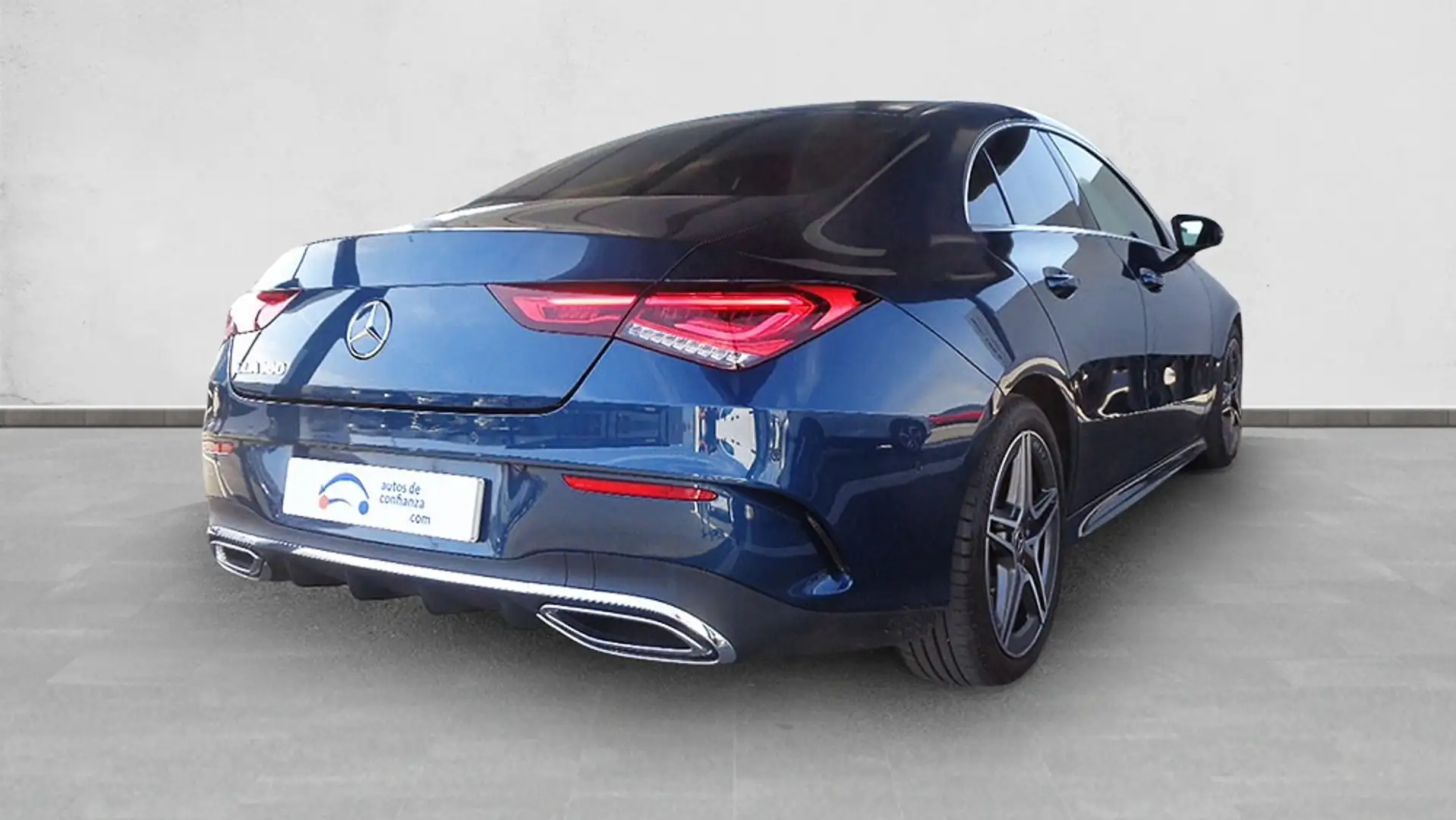 Mercedes-Benz CLA 180 - 2