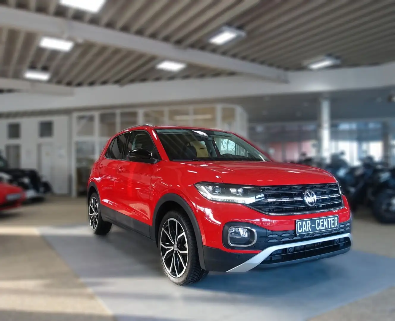 Volkswagen T-Cross Style black Ed; LED NAV ACC DAB LM 24tkm Rot - 1