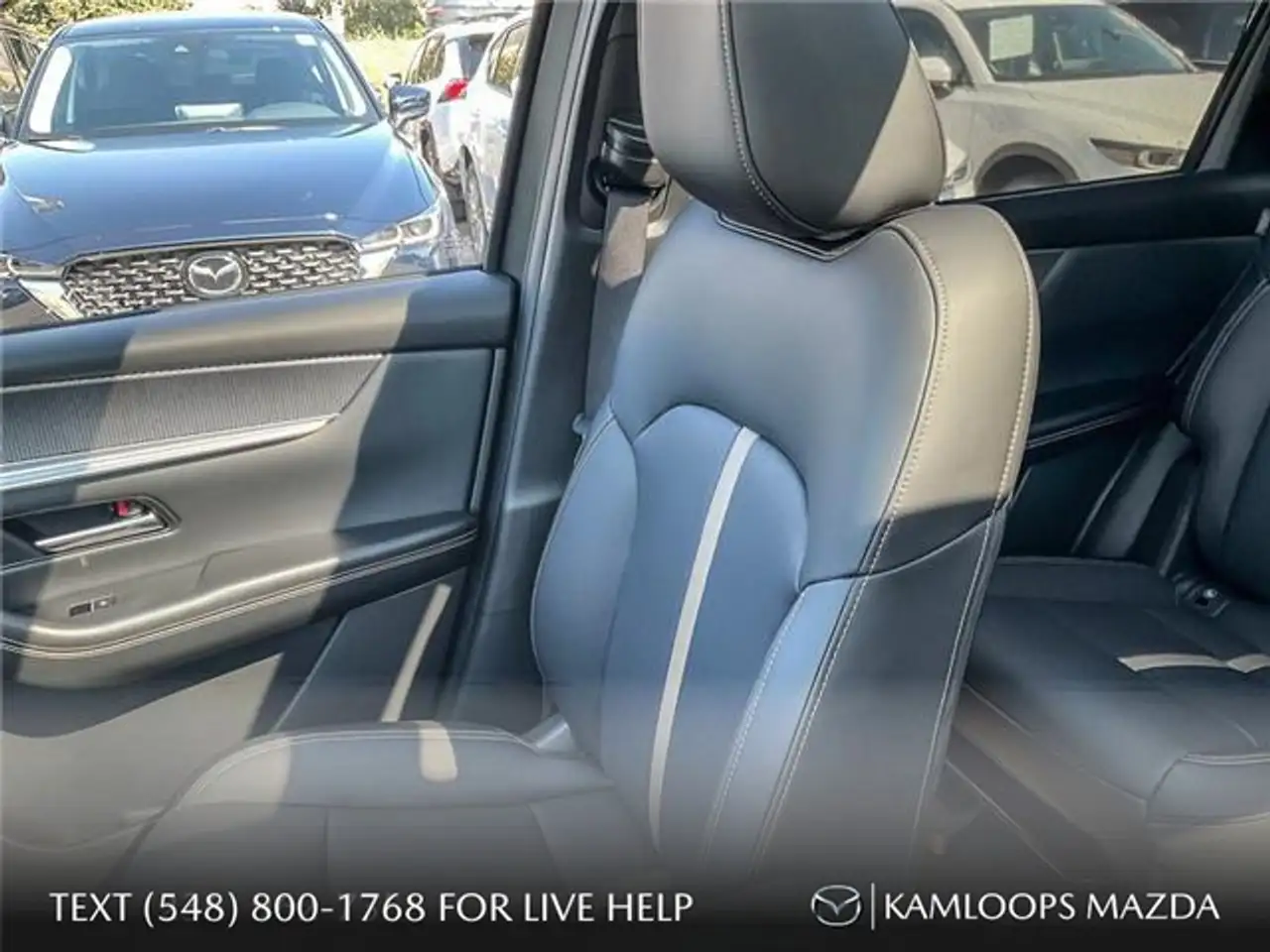 Mazda CX-90 PHEV снимка Mazda CX-90 PHEV