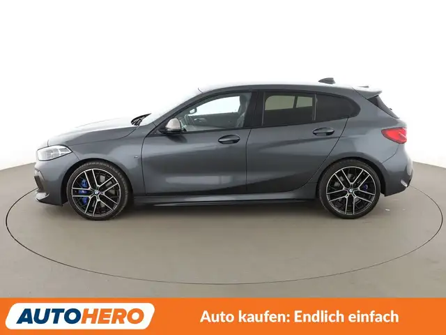 BMW 1 Series view 3