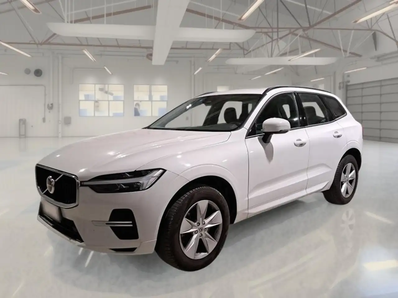 Volvo XC60 B4 AUTOMATICO MOMENTUM SUV — photo 1 of 11