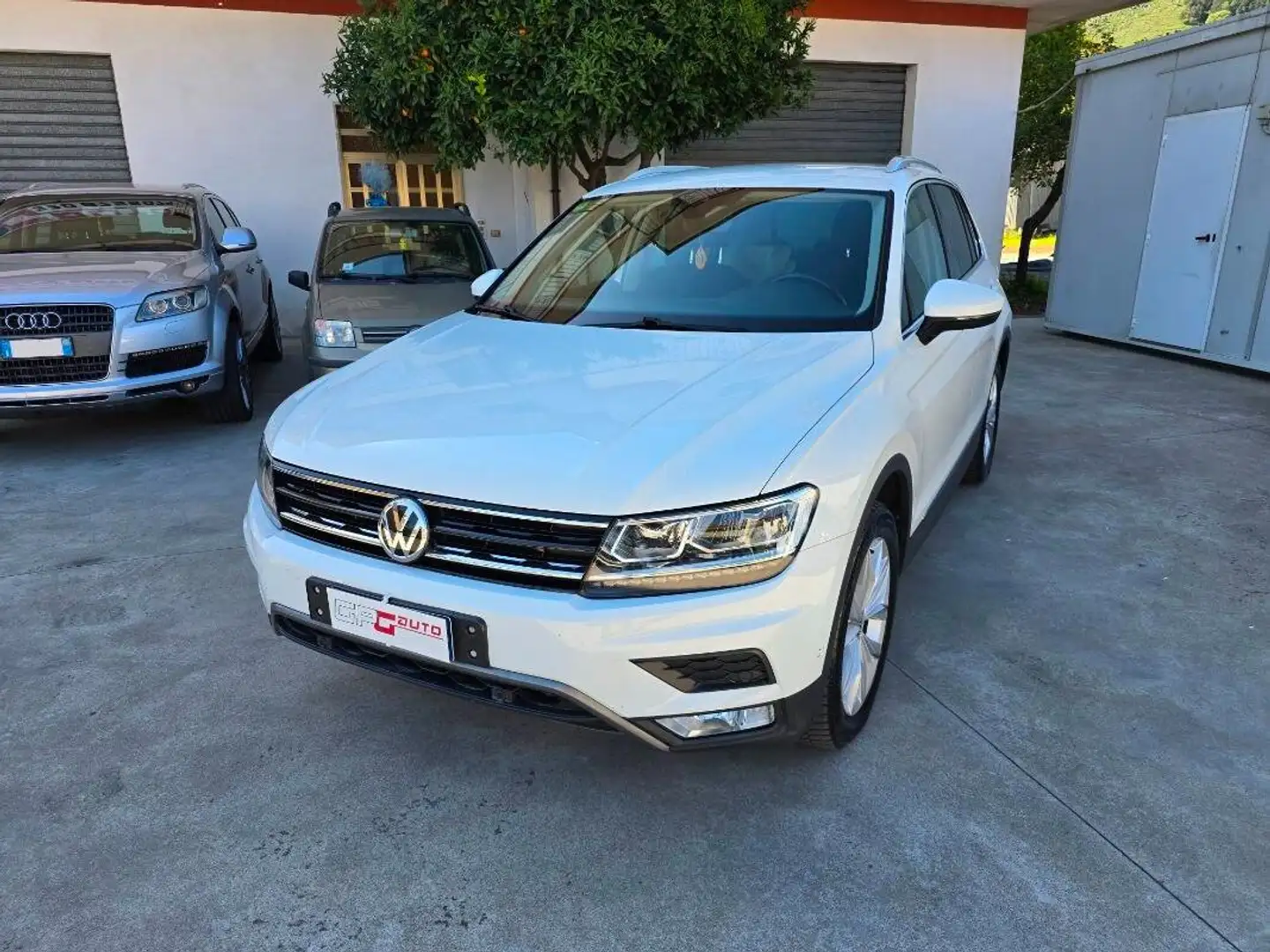 Volkswagen Tiguan Tiguan 2.0 tdi Executive 4motion 150cv dsg Blanc - 1
