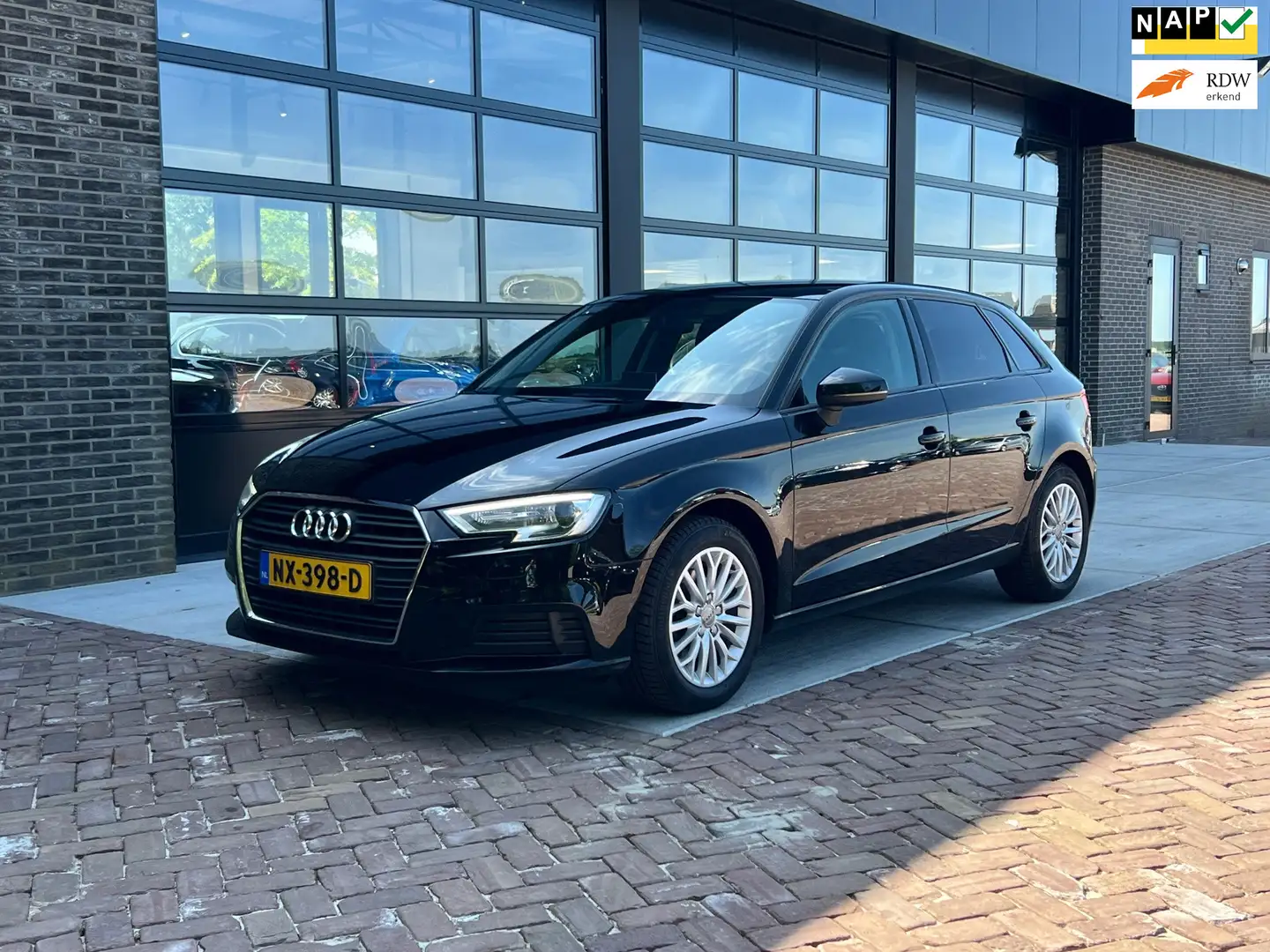 Audi A3 Sportback 1.4 TFSI CoD | Autm | Airco | Xenon | Schwarz - 1