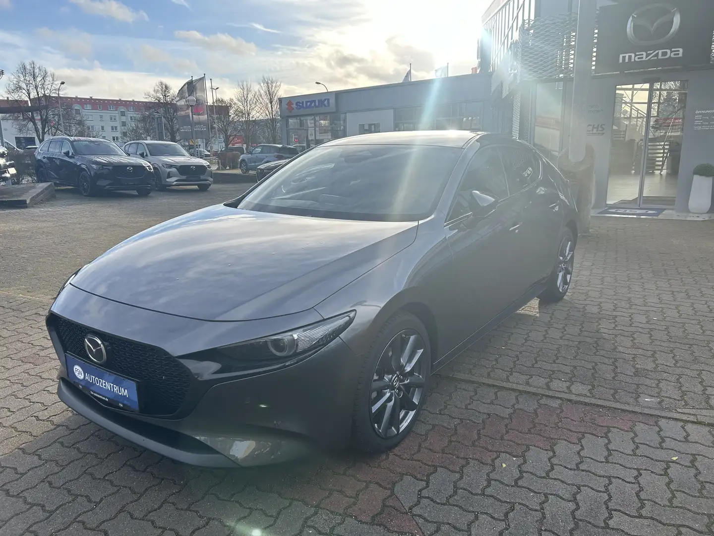 Mazda 3 2.5L G 140 6AT FWD Centre-line DESI Grau - 1