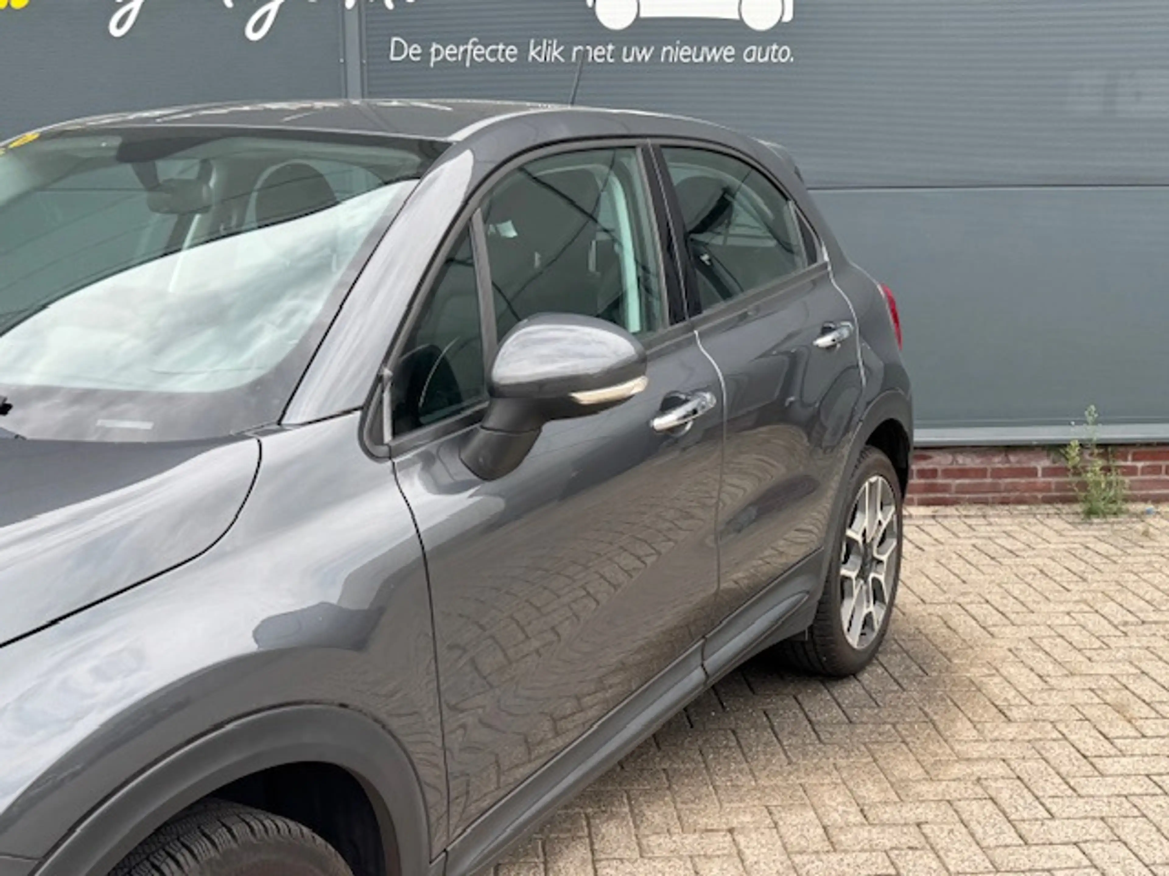 Fiat 500X 1.6 Holiday Ed. *carplay *navi *climate *cruise — photo 11
