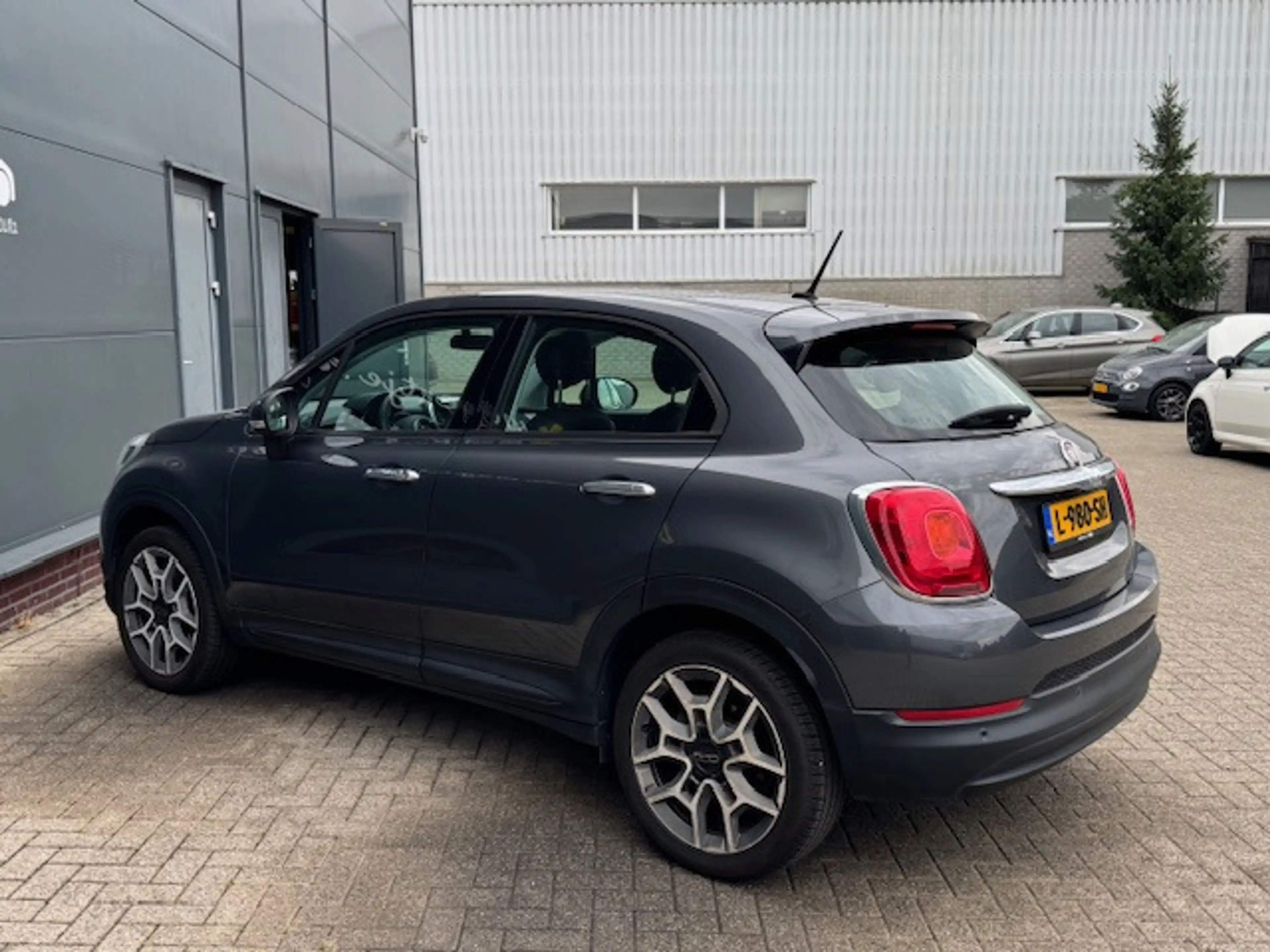 Fiat 500X 1.6 Holiday Ed. *carplay *navi *climate *cruise — photo 34