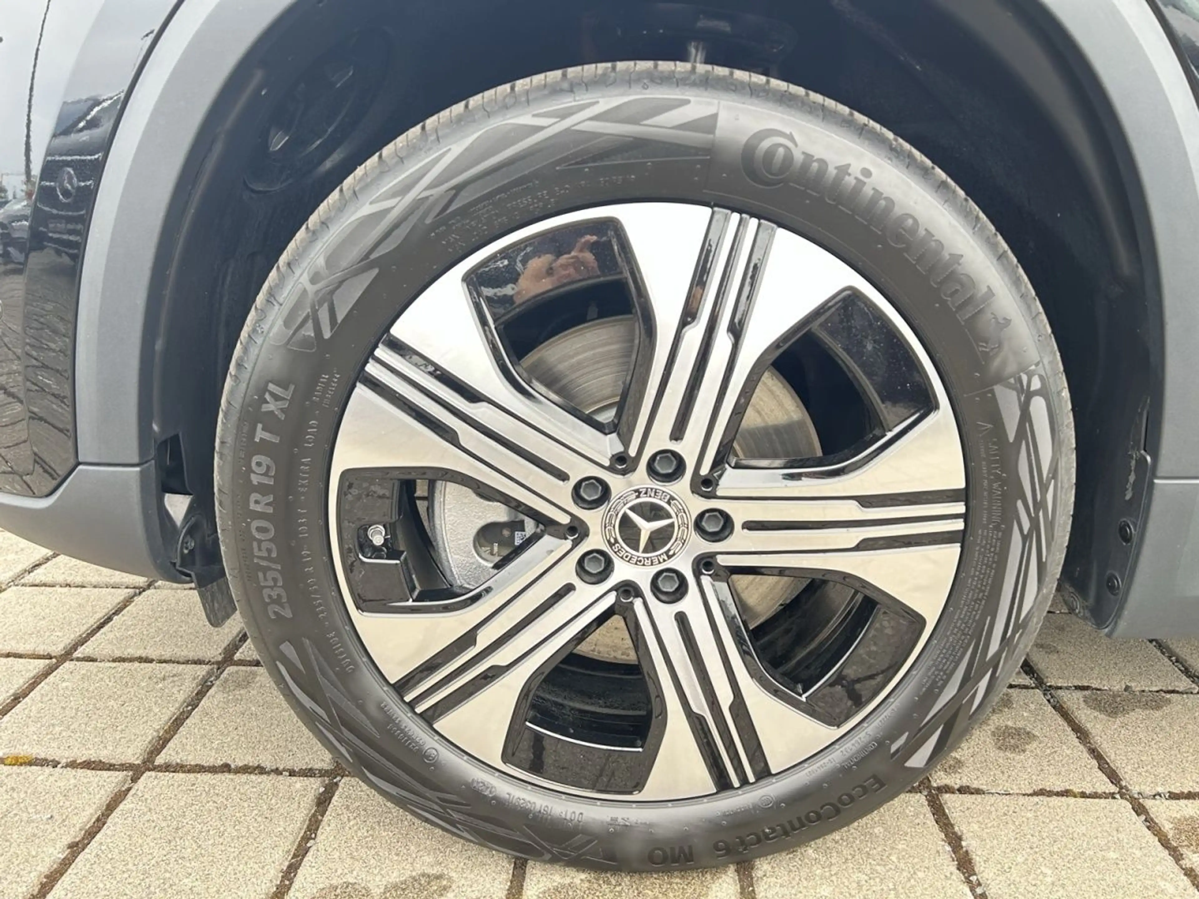 Mercedes-Benz EQA 300 4MATIC NIGHT+FAHRASSIST+TOTW+AMBIENTE — photo 11