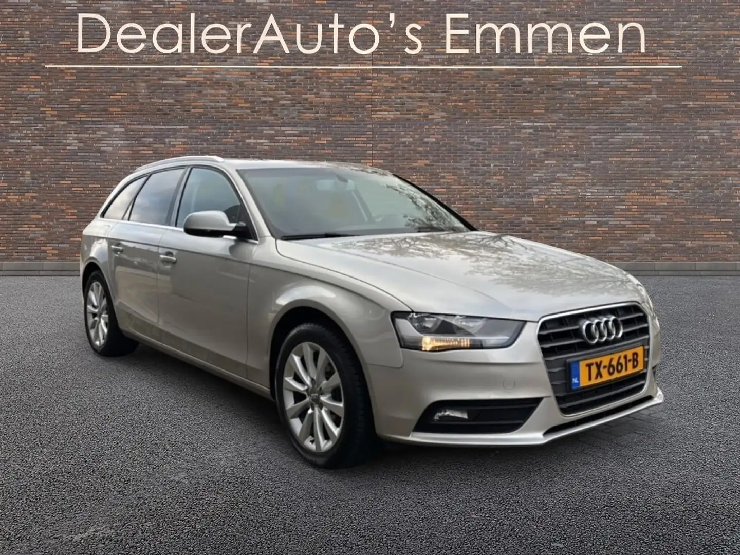 Audi A4 Avant 1.8 TFSI PANODAK LMV NAVIGATIE CRUISE Gelb - 1