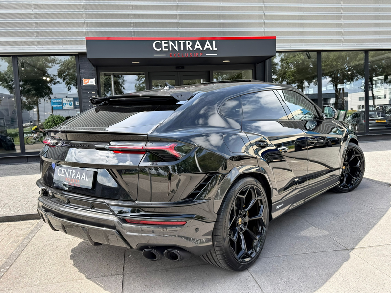 Lamborghini Urus 4.0 V8 Performante Pano|B&O-adv.|Akrapovic|Carbon| — photo 6