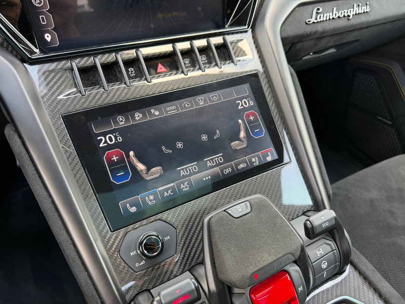 Lamborghini Urus 4.0 V8 Performante Pano|B&O-adv.|Akrapovic|Carbon| — photo 23