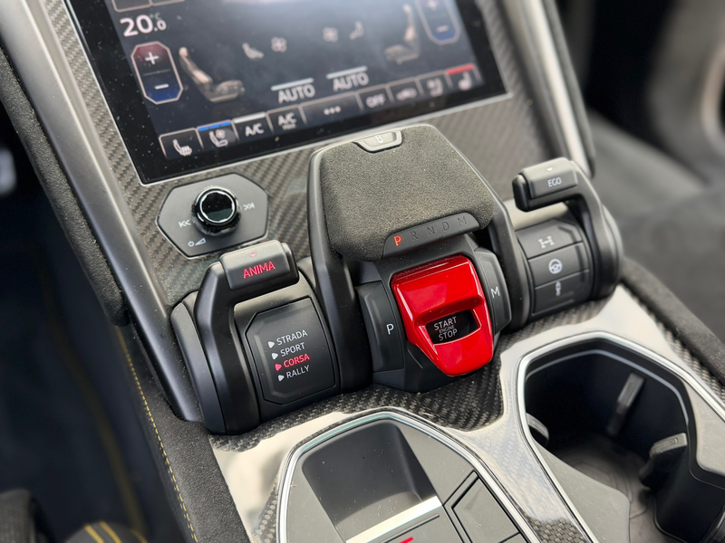 Lamborghini Urus 4.0 V8 Performante Pano|B&O-adv.|Akrapovic|Carbon| — photo 45
