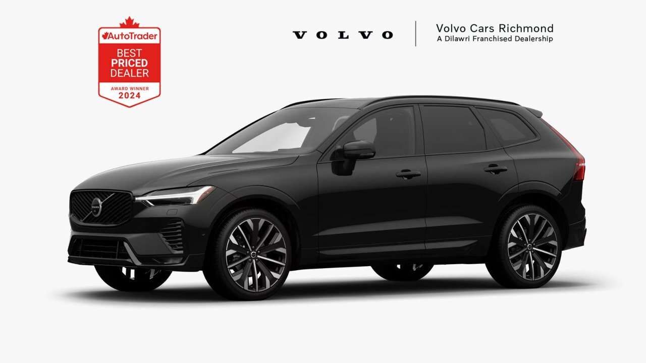 2026 Volvo XC60 B5 AWD Ultra Dark Theme