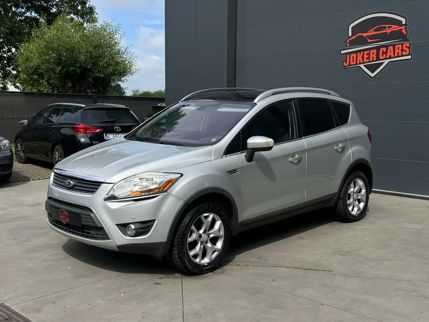 Ford Kuga 2.0 TDCi Titanium Panorama Airco Cruise Gris - 1