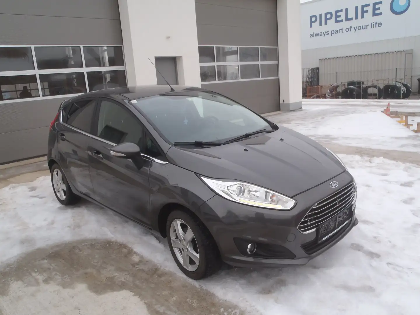 Ford Fiesta Fiesta Titanium 1,5 TDCi Titanium Grau - 2