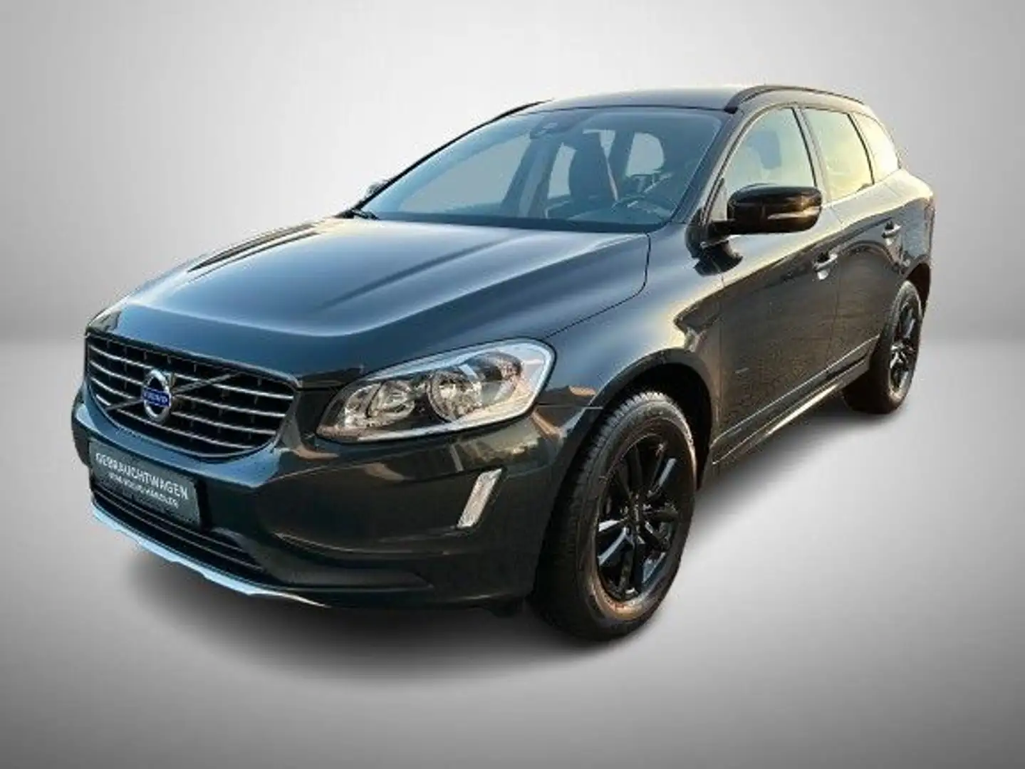 Volvo XC60 Momentum 2WD Серый - 1