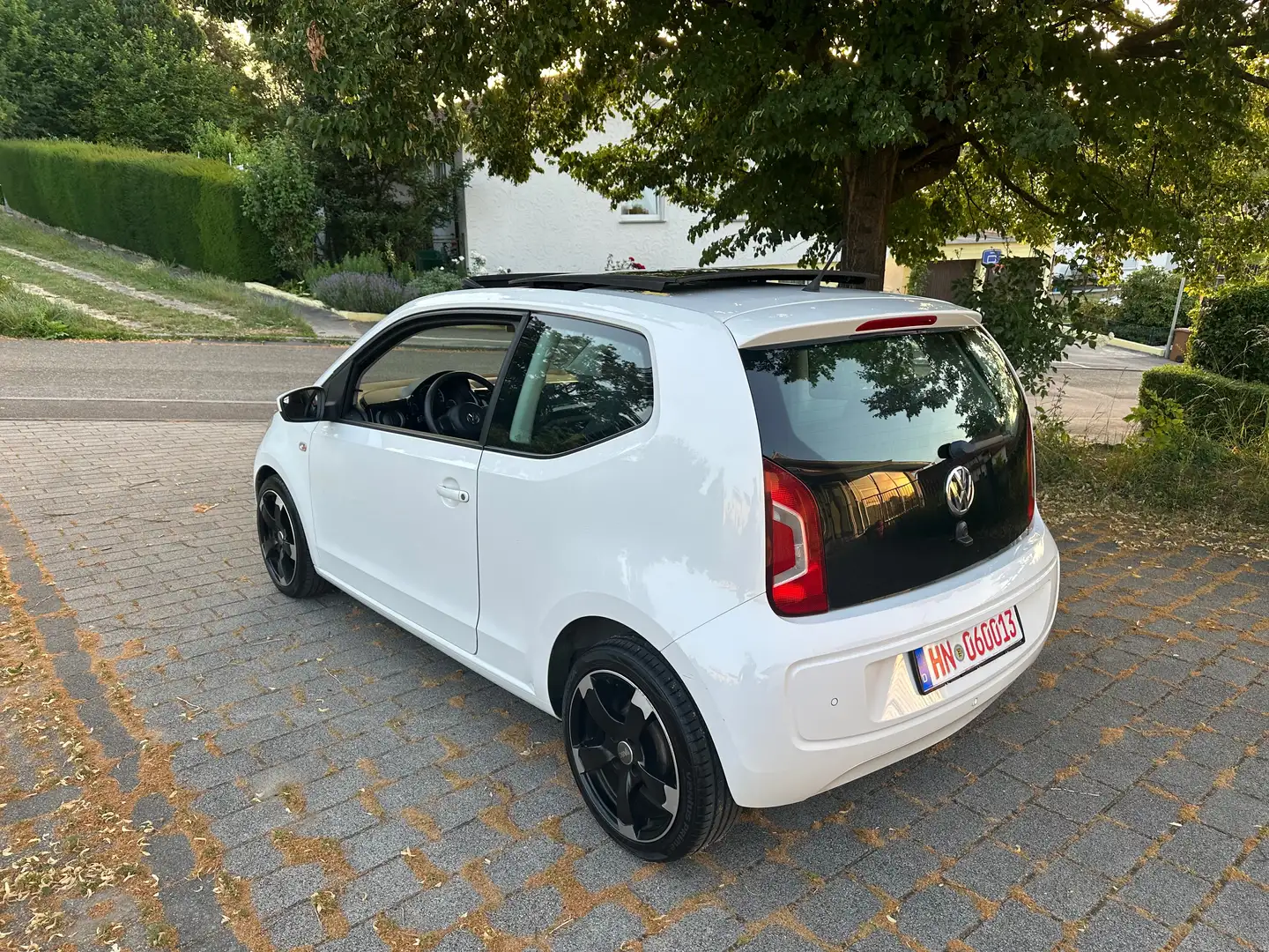 Volkswagen up! white Weiß - 2