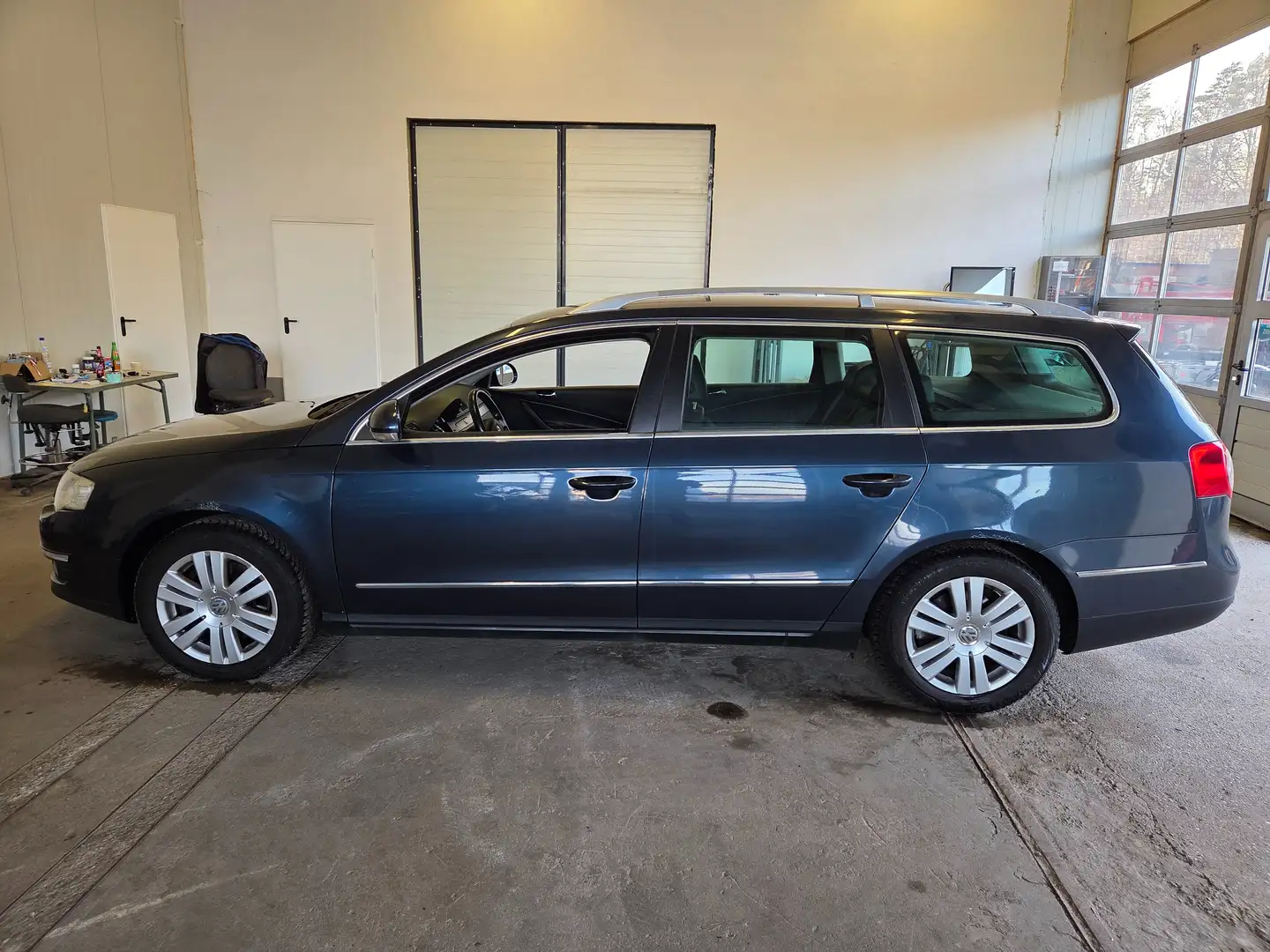 Volkswagen Passat Variant Highline 1.9 TDI Blau - 2