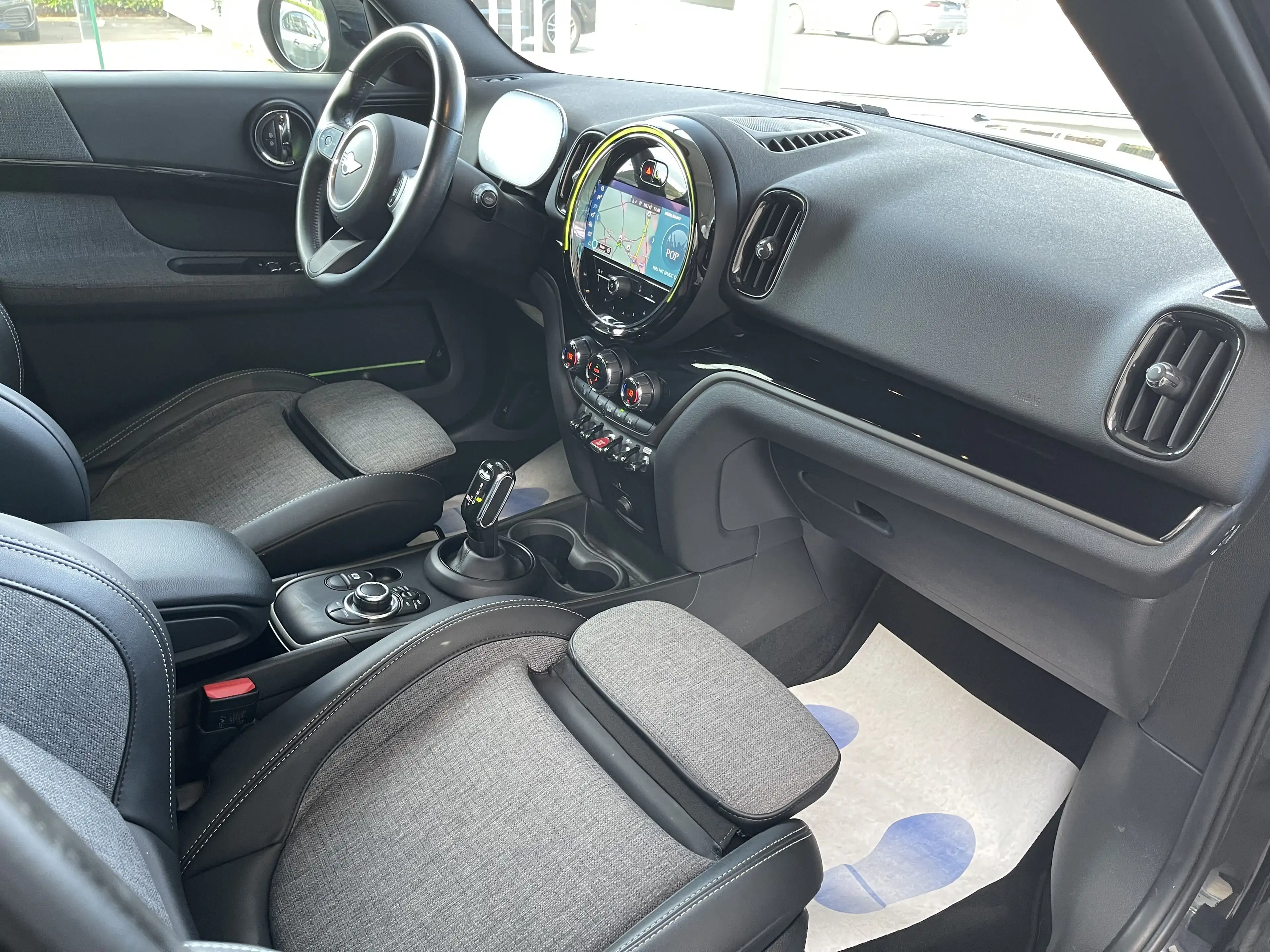 MINI Cooper D Countryman 2.0 DA *** GARANTIE + LED + CUIR + GPS + VISUAL BOOST *** — photo 9