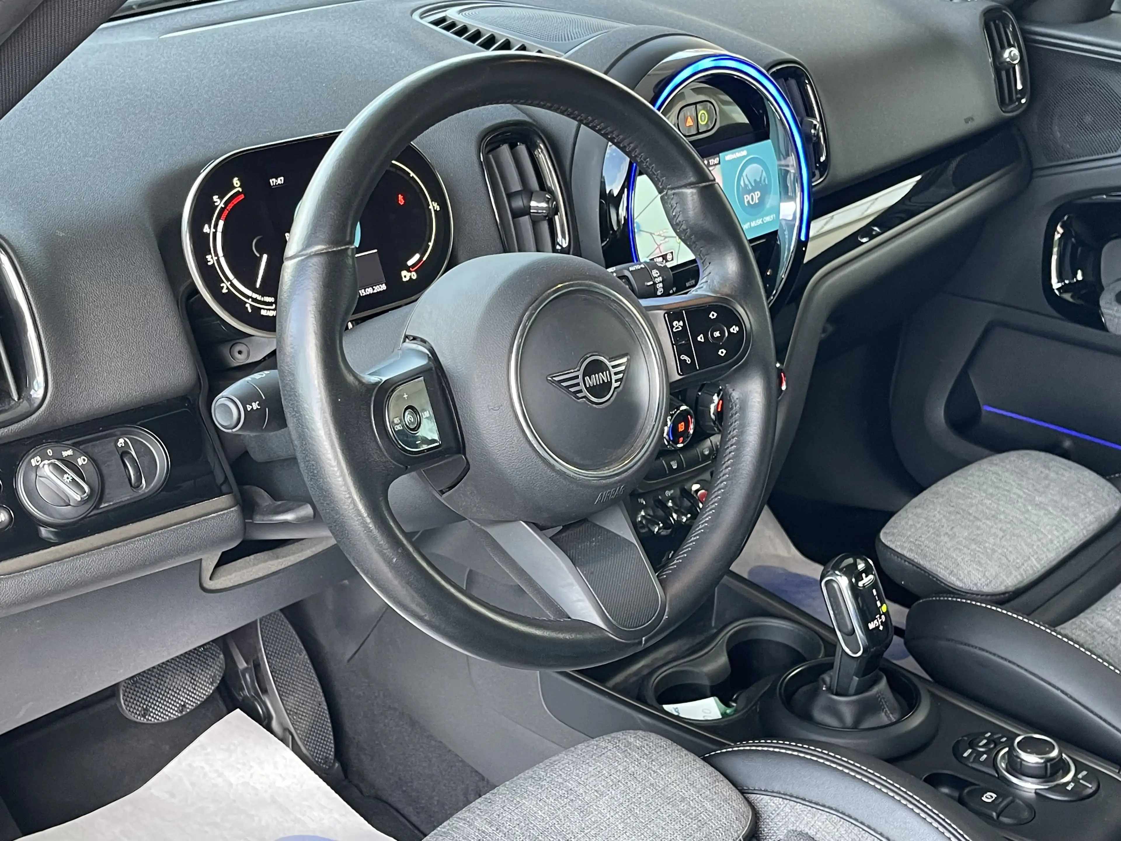 MINI Cooper D Countryman 2.0 DA *** GARANTIE + LED + CUIR + GPS + VISUAL BOOST *** — photo 14