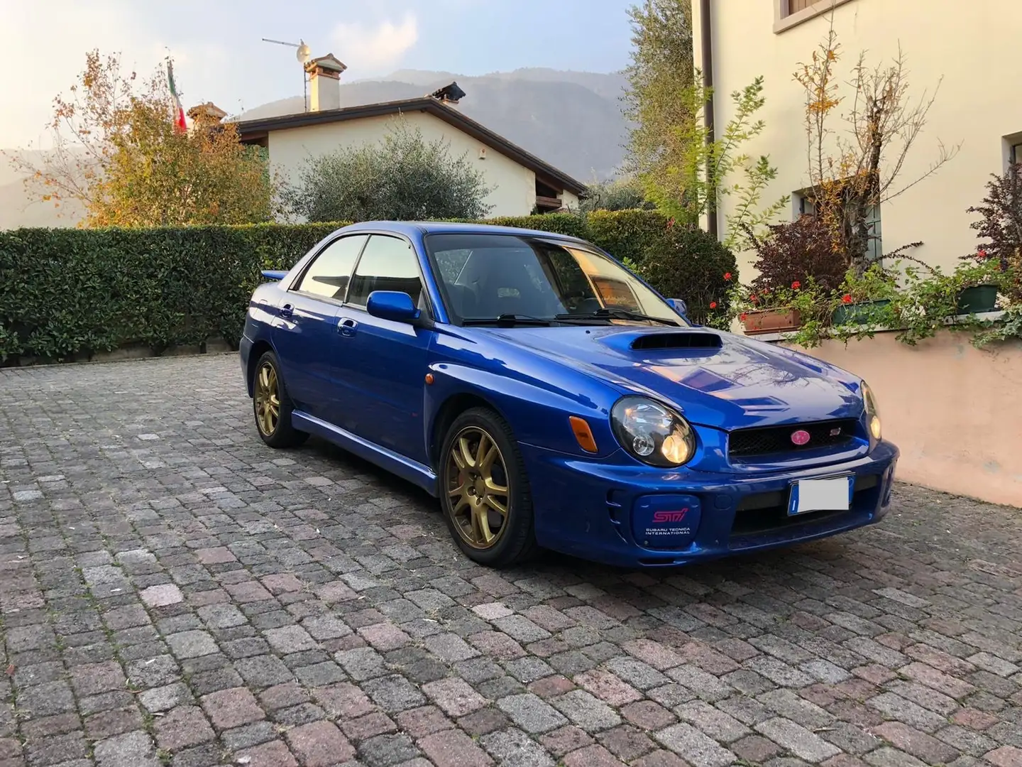 Subaru Impreza Berlina 2.0t STI awd - 1
