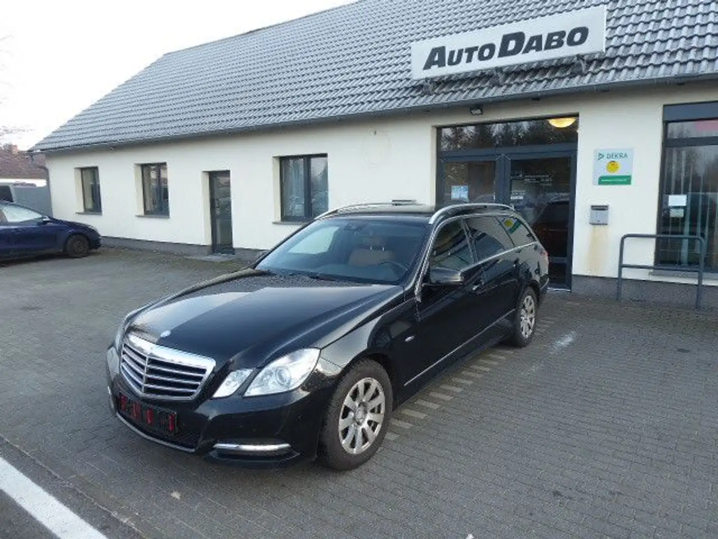 Mercedes-Benz E 350 T-Modell CDi Avatntgarde 3,0 V6 Noir - 1