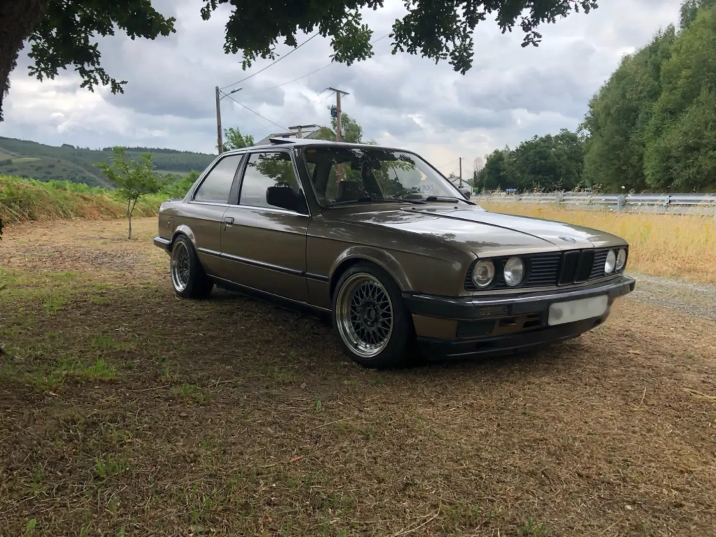 BMW 320 320i Brąz - 1