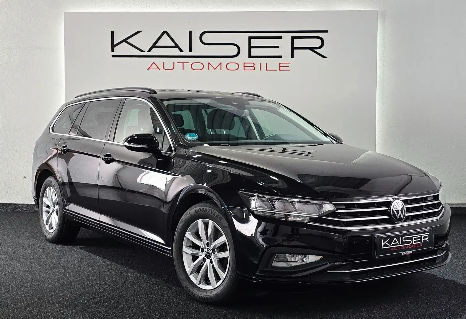 Volkswagen Passat Variant Business*DSG*KAMERA*ABST.*MASSAGE Noir - 1