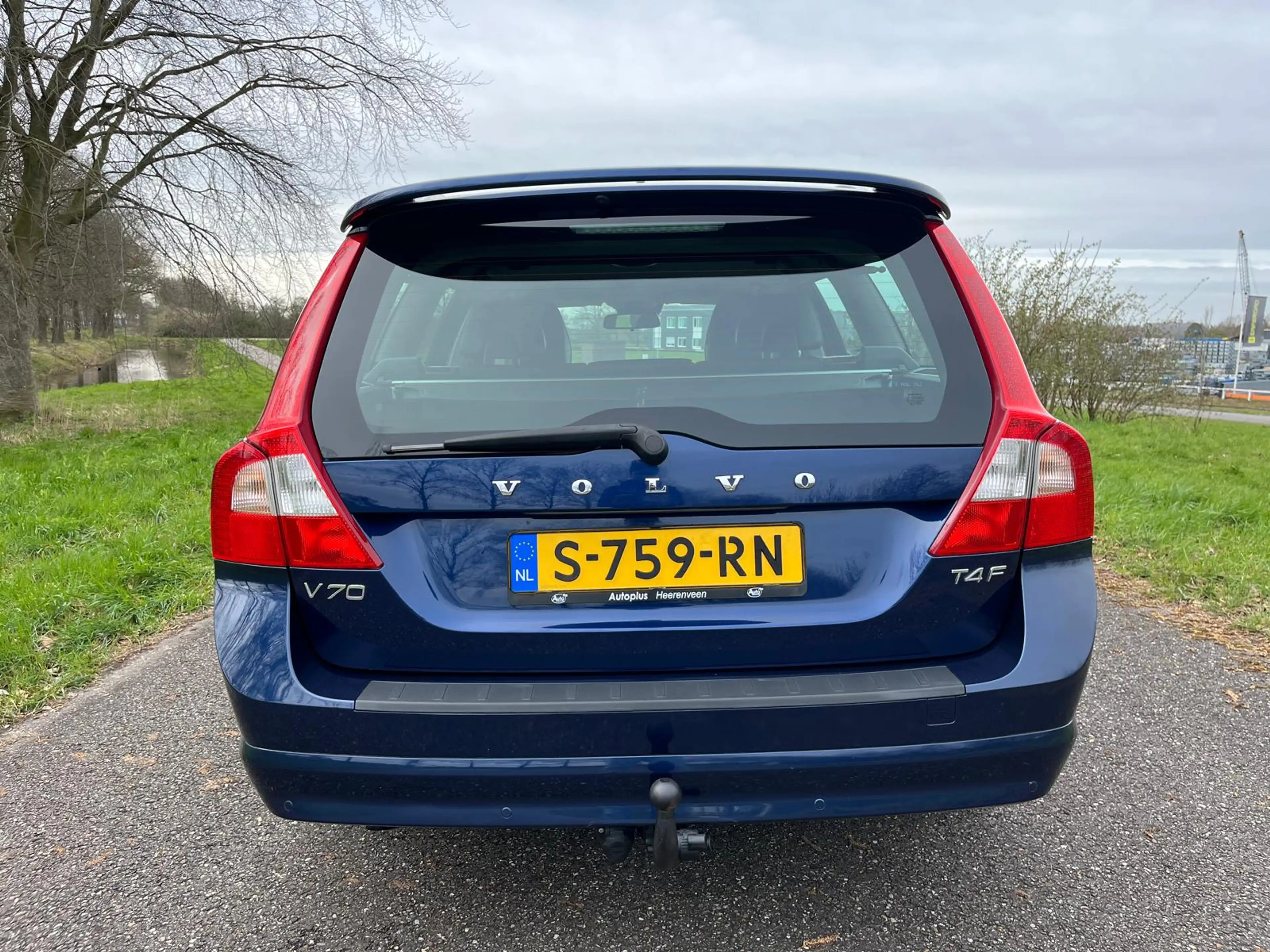 Volvo V70 1.6 T4 Ocean Race — photo 8