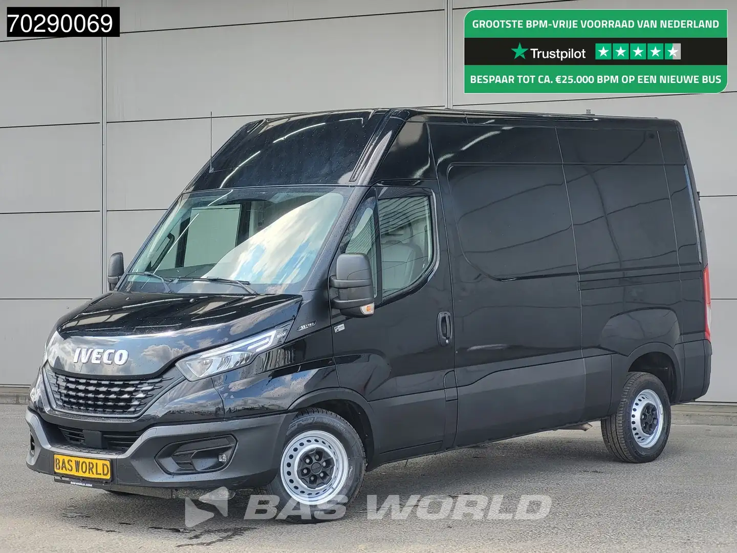 Iveco Daily 35S16 L2H2 3,5t Trekgewicht 160PK Navi LED Airco C Schwarz - 1