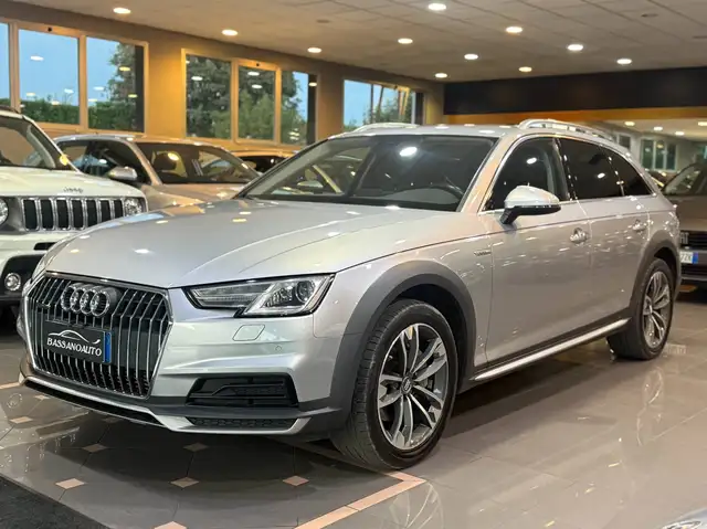 Audi A4 allroad Quattro 3.0 tdi Business 218cv s-tronic my16