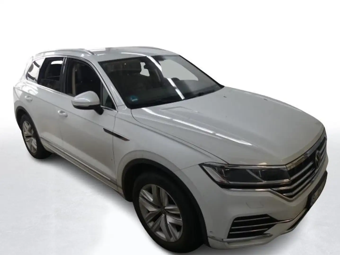 Volkswagen Touareg 3.0 V6 TDI AG8 Leder Navi R-Kam AHK Weiß - 2