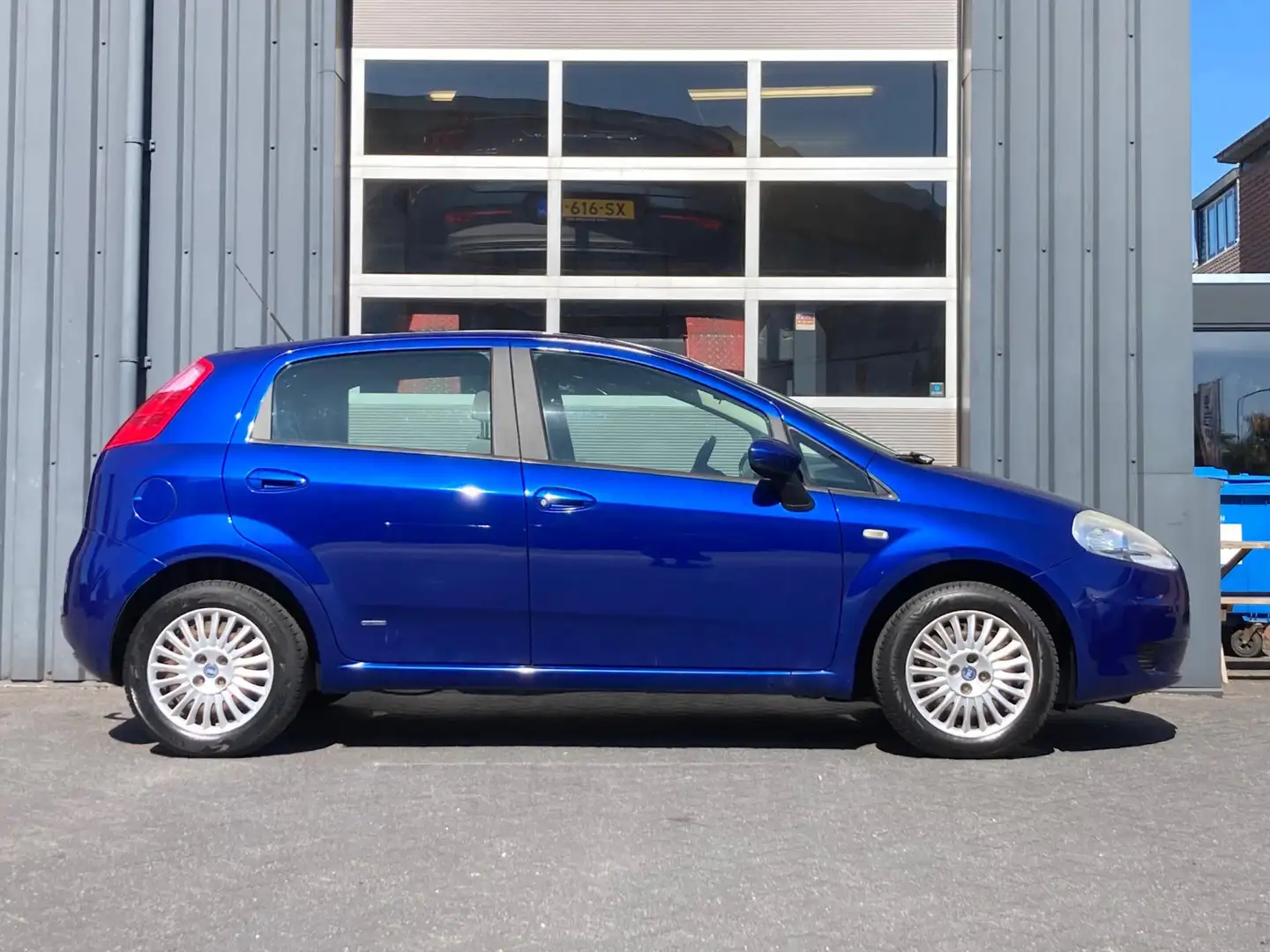Fiat Grande Punto 1.4 Automaat Clima Tekhaak Cruise Blauw - 2
