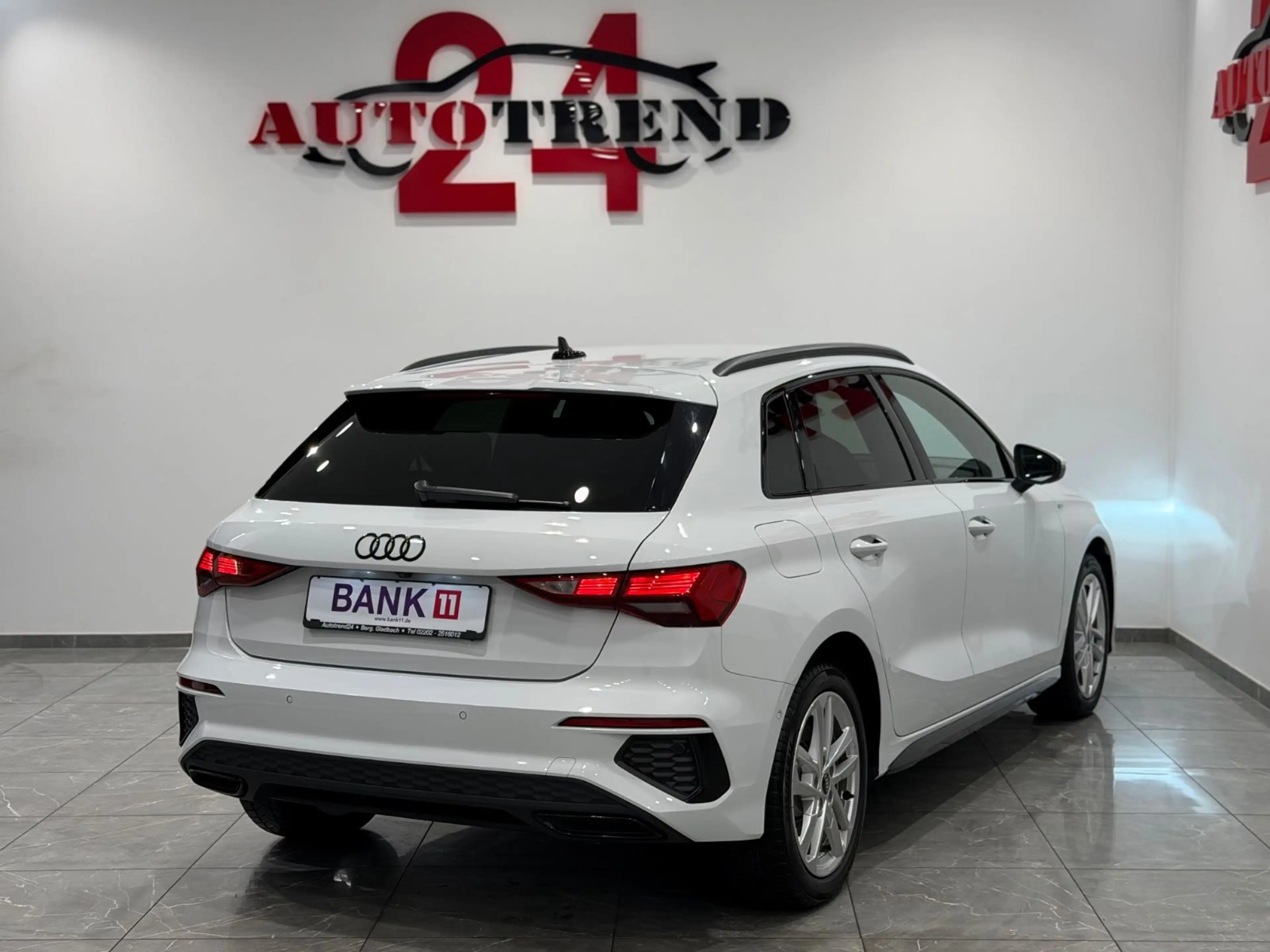 Audi A3 Sportback 45 TFSI e S-LINE SPORTPAKET 1.HAND — photo 12