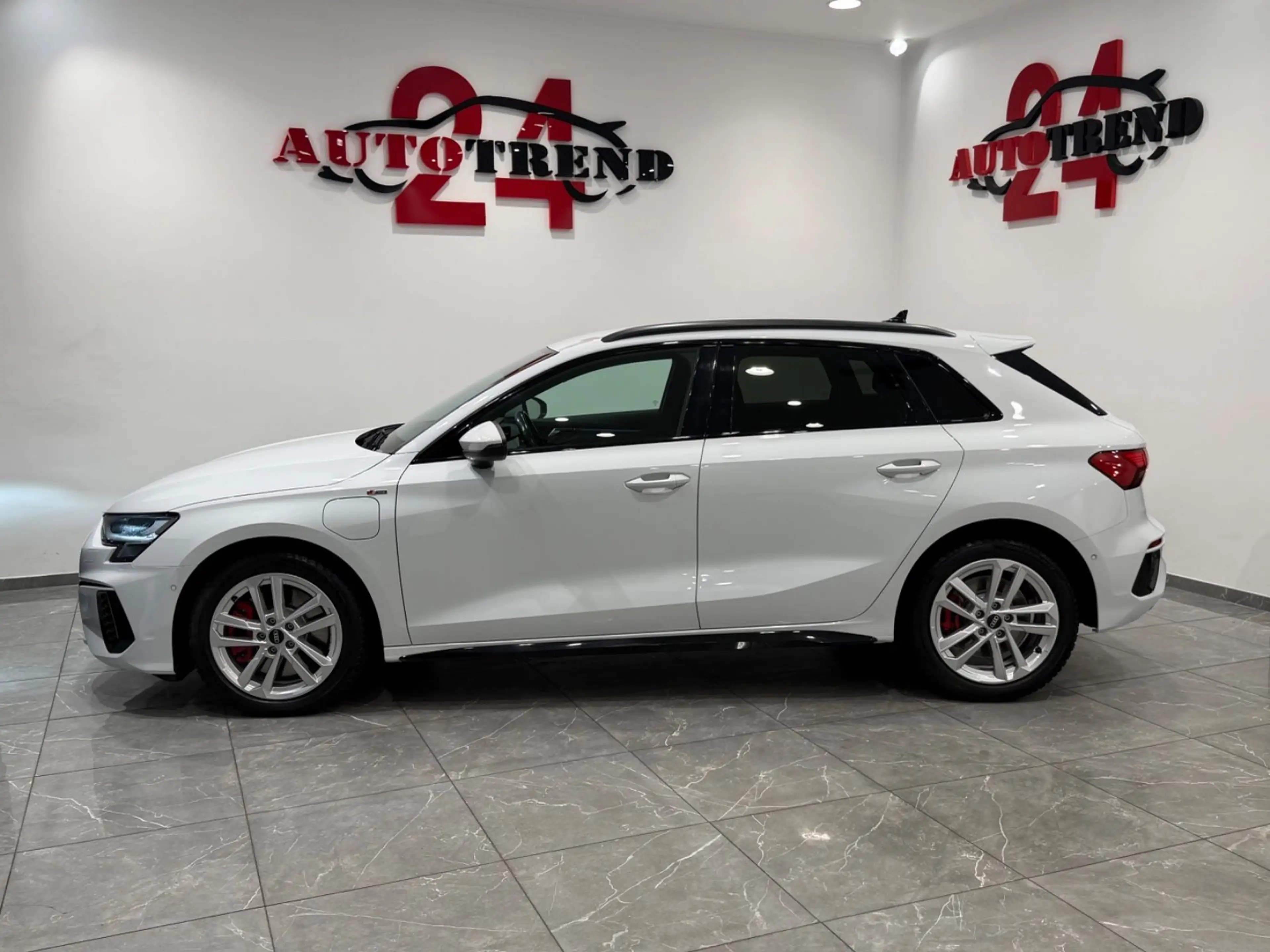 Audi A3 Sportback 45 TFSI e S-LINE SPORTPAKET 1.HAND — photo 9