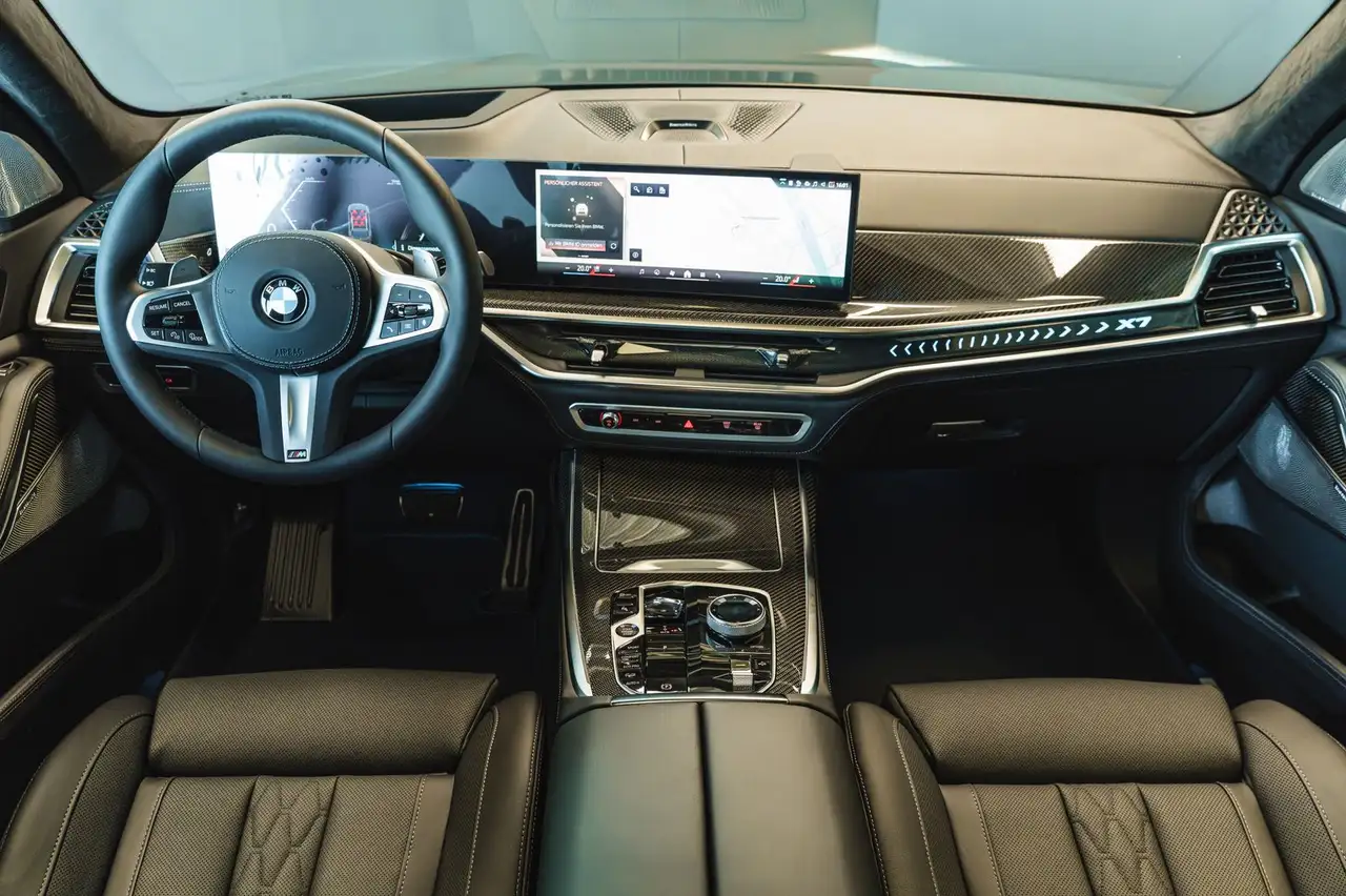 BMW X7 xDrive 40d | B&W | Massage | 2026 11
