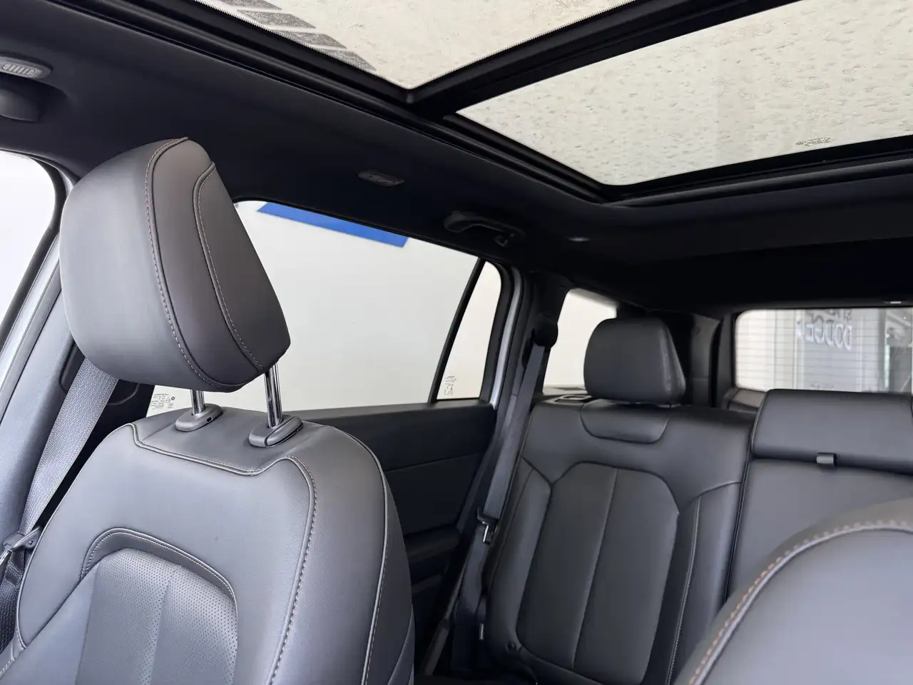Jeep Cherokee снимка Jeep Cherokee