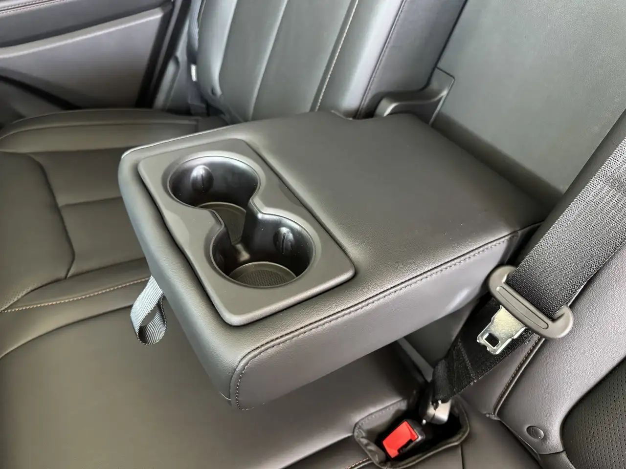 Jeep Cherokee снимка Jeep Cherokee